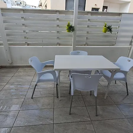 Semesterbostad Dream House Steps From The Sea & Free Parking *