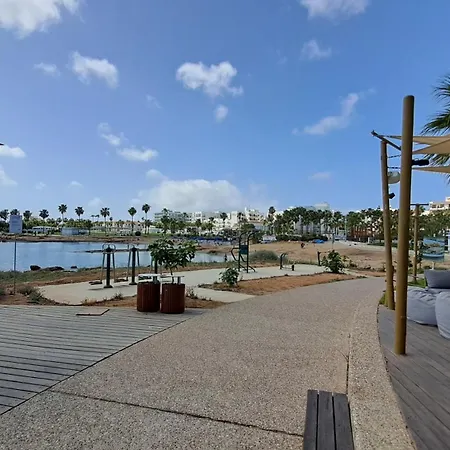 Dream House Steps From The Sea & Free Parking Semesterbostad