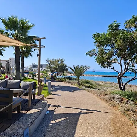 Dream House Steps From The Sea & Free Parking