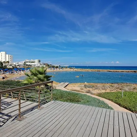 Дом отдыха Dream House Steps From The Sea & Free Parking Протарас