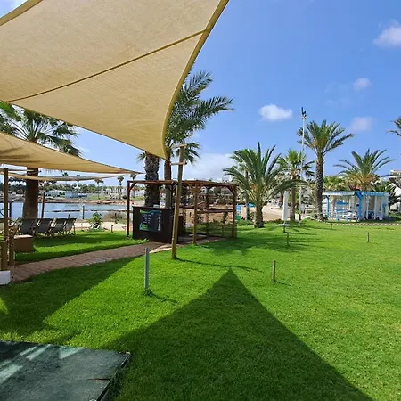 Dream House Steps From The Sea & Free Parking * Протарас