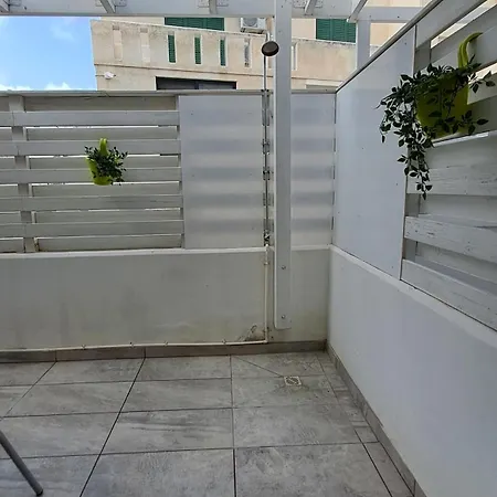 Dream House Steps From The Sea & Free Parking Дом отдыха