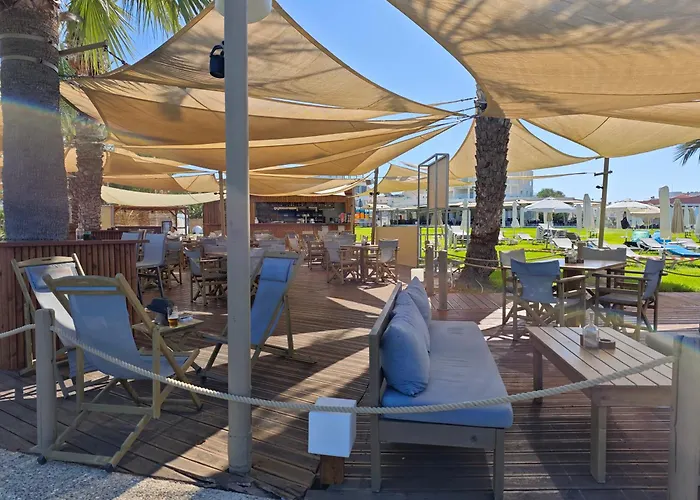 Prázdninový dům Dream House Steps From The Sea & Free Parking