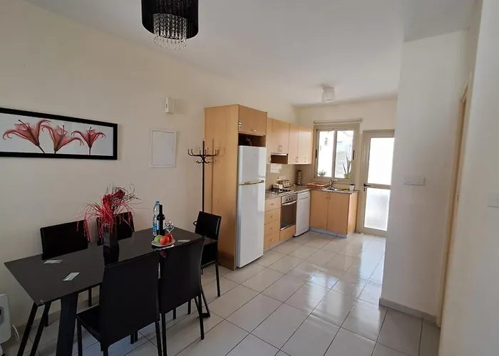 Prázdninový dům Dream House Steps From The Sea & Free Parking *